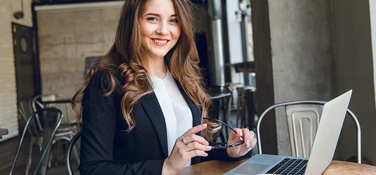 Streamlining the Application Process in Hudson, QC